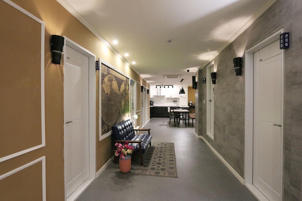 Blueboat Hostel Gyeongju Exterior foto